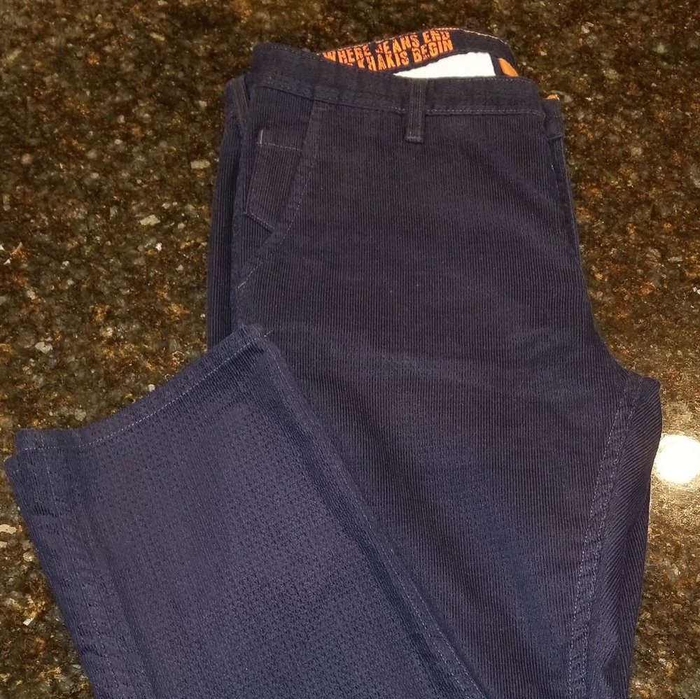 Khakis - Picture 4 of 5
